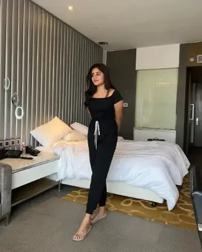 Call Girls Indira Nagar Cash On Delivery
