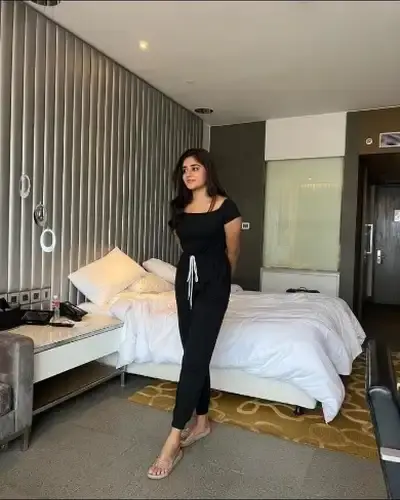 Call Girls Service in Indira Nagar